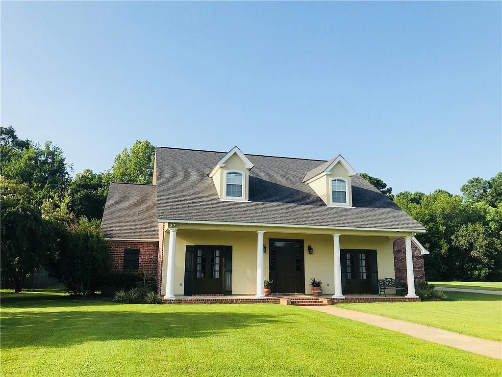 822 Whitfield Dr, Natchitoches, LA 71457 Zillow