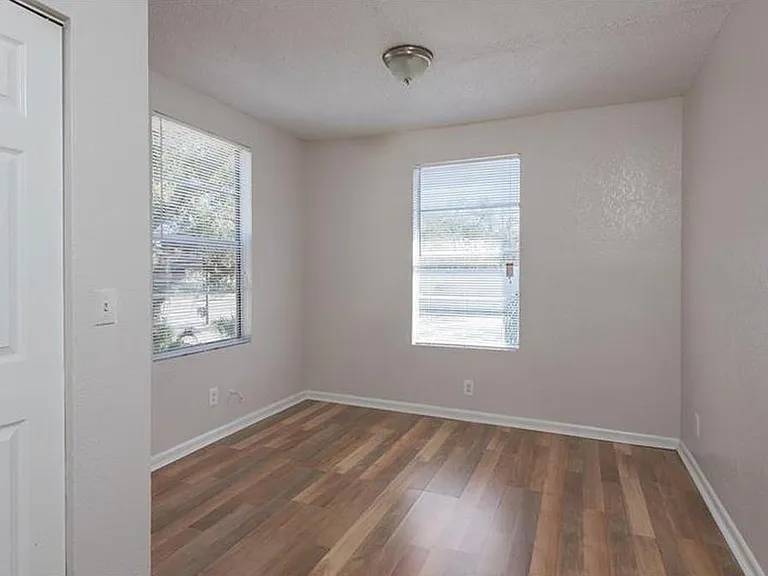 7003 Duncan Ave #B — Photo 3