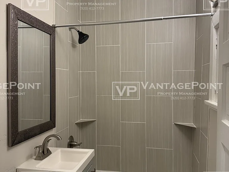 315 S Superior St — Photo 16