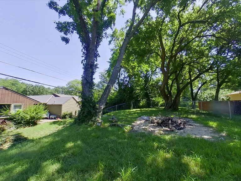 2441 Hobbs Dr — Photo 18