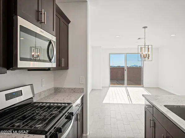 9787 N Summerstone Ave, Tucson, AZ 85743