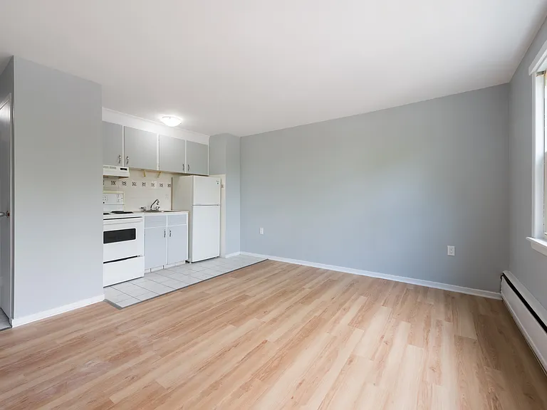 5375 Rector St — Photo 2