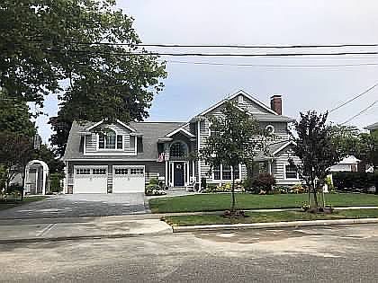 1st image of 123 Biltmore Blvd
