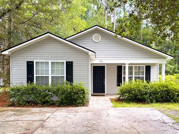 223 Charter Dr