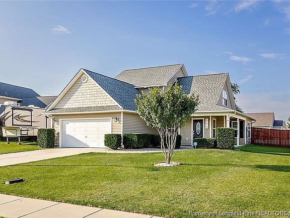 2nd image of 150 Abbey Ln