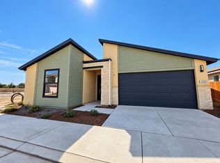 1049 Madrid Ave, Tulare, CA 93274