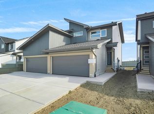 8893 Carson Way SW, Edmonton, AB T6W 3K8