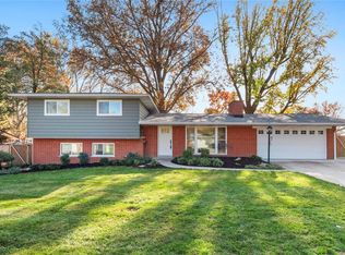 716 Southgate Dr, Belleville, IL 62223