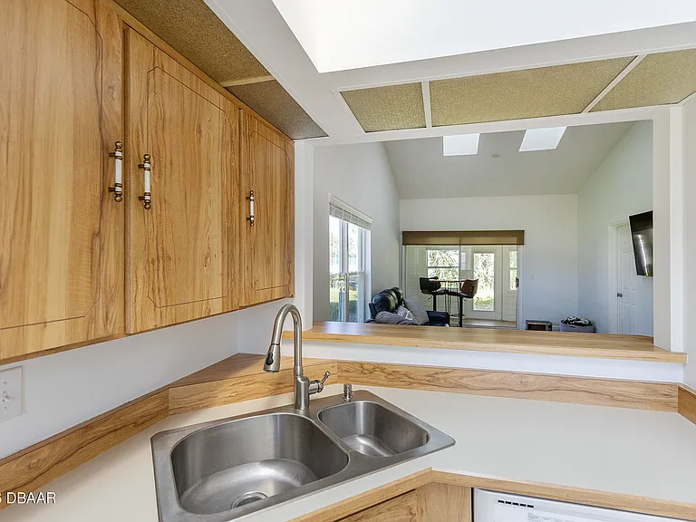 931 Meadow View Dr #A — Photo 22