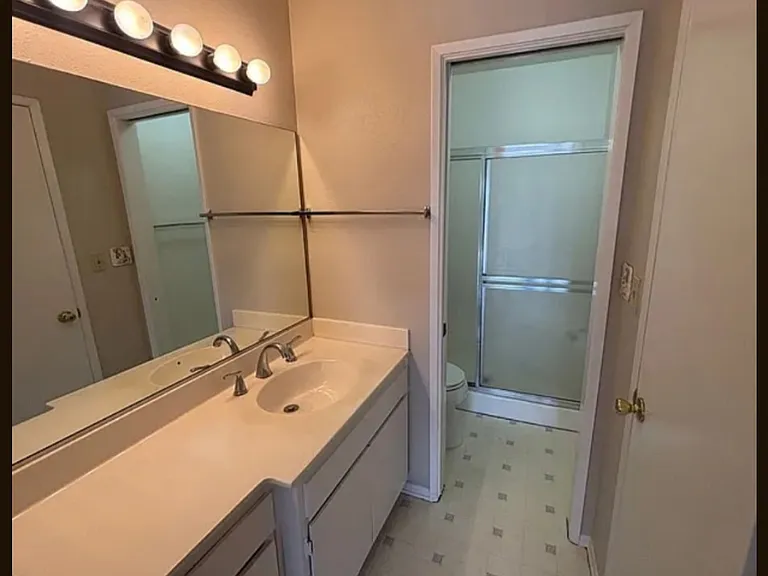 9950 Topanga Canyon Blvd #26 — Photo 9