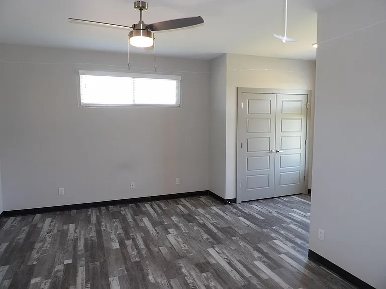 10907 Cole Thompson Ln — Photo 38
