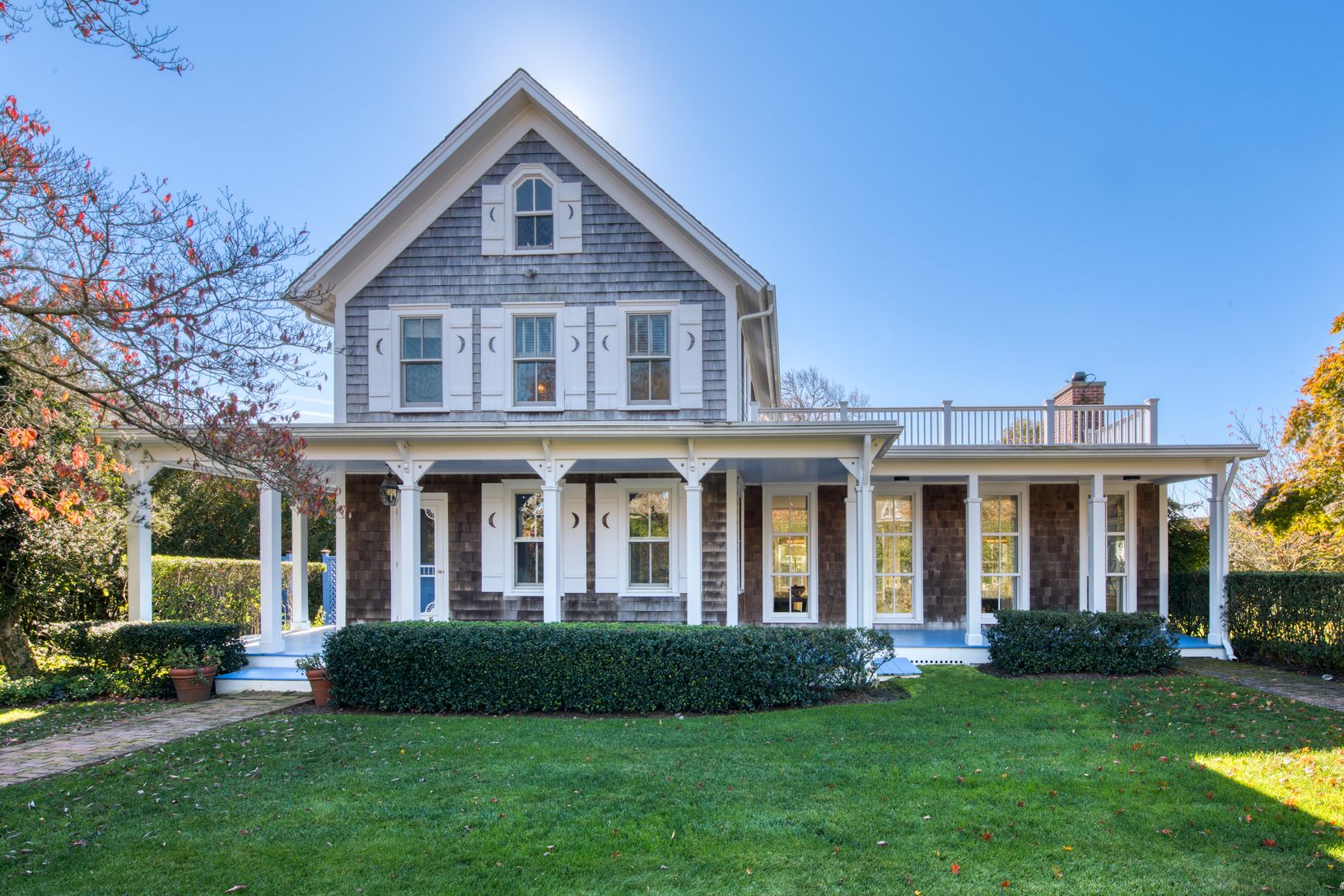  Southampton Village Classic Farmhouse