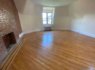 40 Montgomery Pl APT 4, Brooklyn, NY 11215