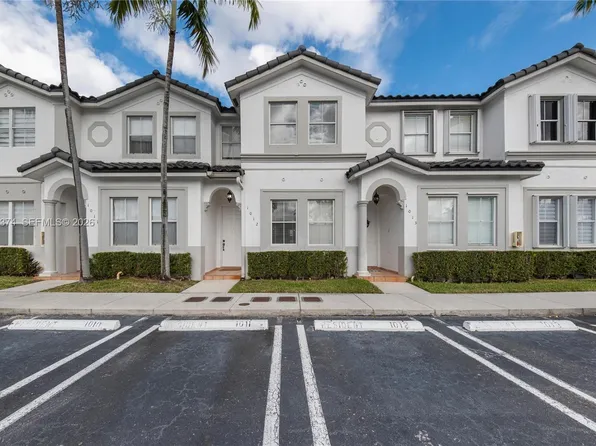 5560 NW 107th Ave APT 1012, Doral, FL 33178
