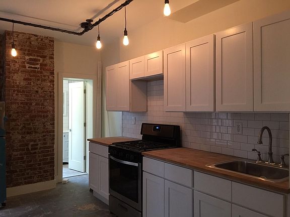 2nd image of 165 Washington St #1