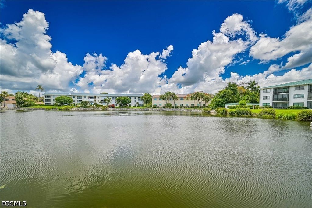 3030 Binnacle Dr APT 307, Naples, FL - View 4