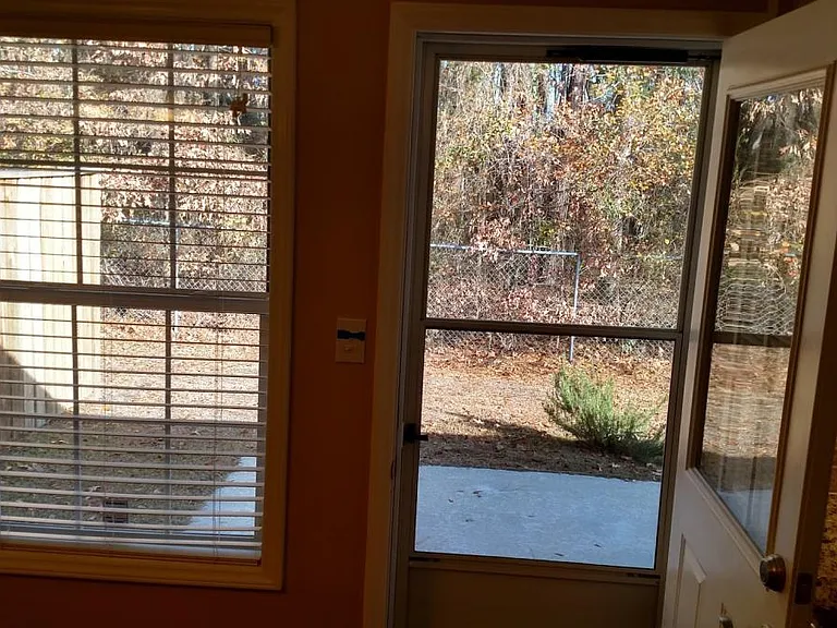 515 Lumberly Ln — Photo 17