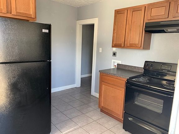 3rd image of 1618 Coal Ave SE APT A
