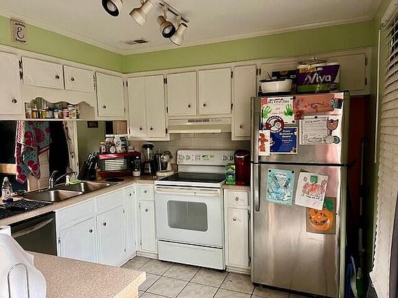 4th image of 2617 National Woods Drive