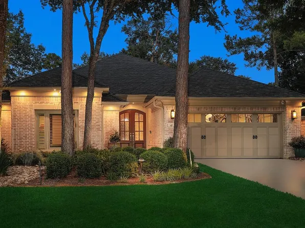 47 N Castlegreen Circle, The Woodlands, TX 77381