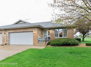 883 Winter Park Dr, New Lenox, IL 60451