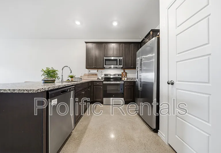 1247 Concord Dr #A — Photo 7