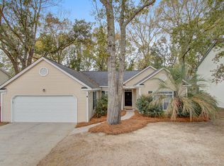 1945 Oak Tree Ln, Mount Pleasant, SC 29464