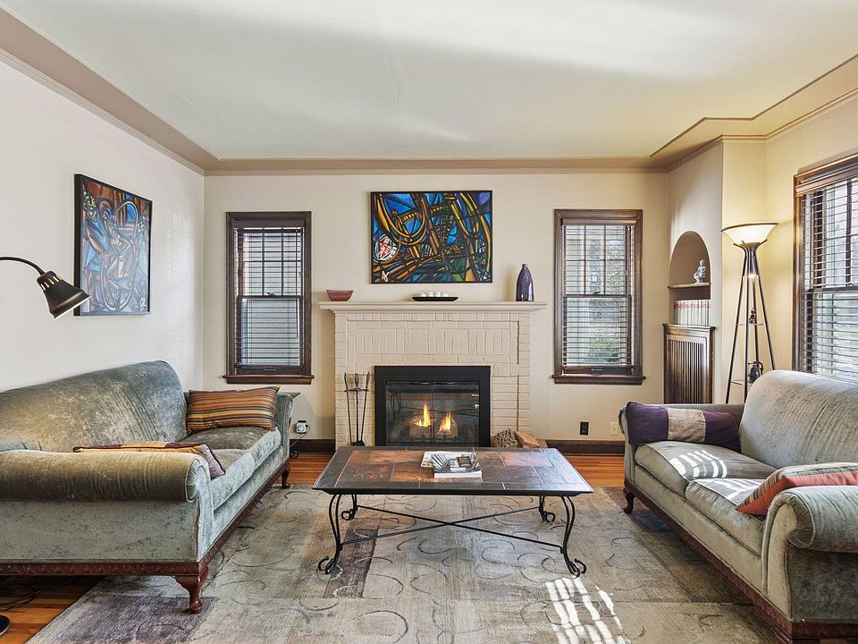 4218 Washburn Ave N, Minneapolis, MN 55412 | Zillow