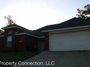 1516 Barron Ln, Fort Worth, TX 76112