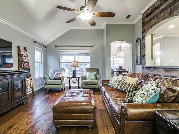 4th image of 234 Ashlawn Dr