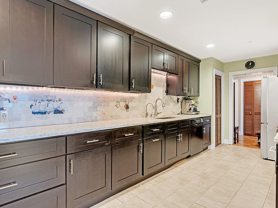 Port Liberte Condominiums 100 Shearwater Ct E Jersey City NJ Zillow