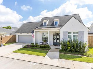 10045 Clarks Ferry, Baton Rouge, LA 70817