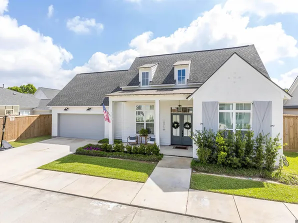 10045 Clarks Ferry, Baton Rouge, LA 70817
