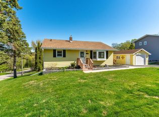 326 W Gustavus Ave, Fergus Falls, MN 56537