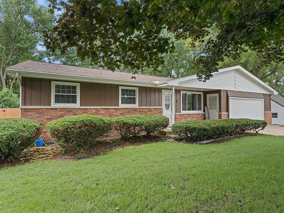 1st image of 19622 Ruth Ave