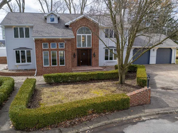 1445 Rosewood Ct, Wabash, IN 46992