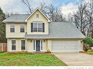 8807 Steelechase Dr, Charlotte, NC 28273