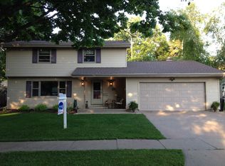 1732 N Eugene St, Appleton, WI 54914