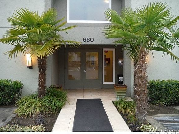 2nd image of 680 122nd Ave NE APT 114