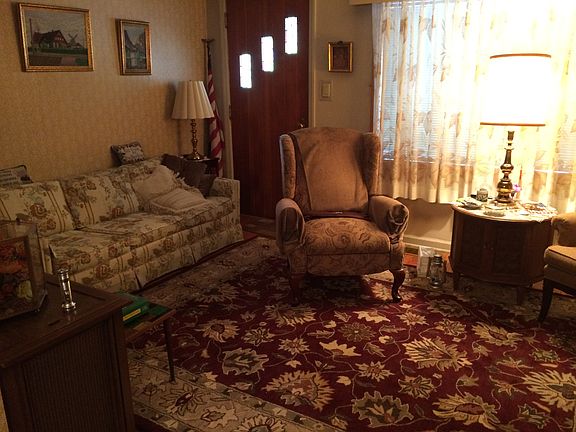 5th image of 6641 73 Place