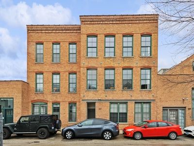 1237 N Honore St APT 2S, Chicago, IL, 60622