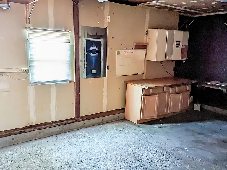 1 Dresden Ct — Photo 16