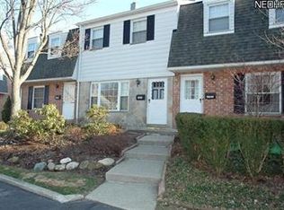 19644 Lorain Rd #14, Fairview Park, OH 44126