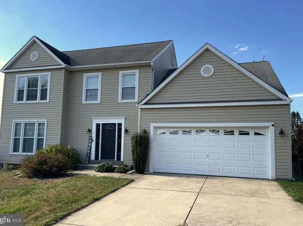 108 Garden Way, Westminster, MD 21157