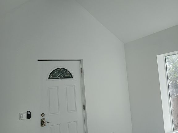 5th image of 3438 El Camino Way #B
