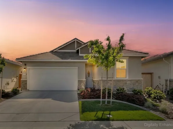 1375 Carson River Dr, Lincoln, CA 95648