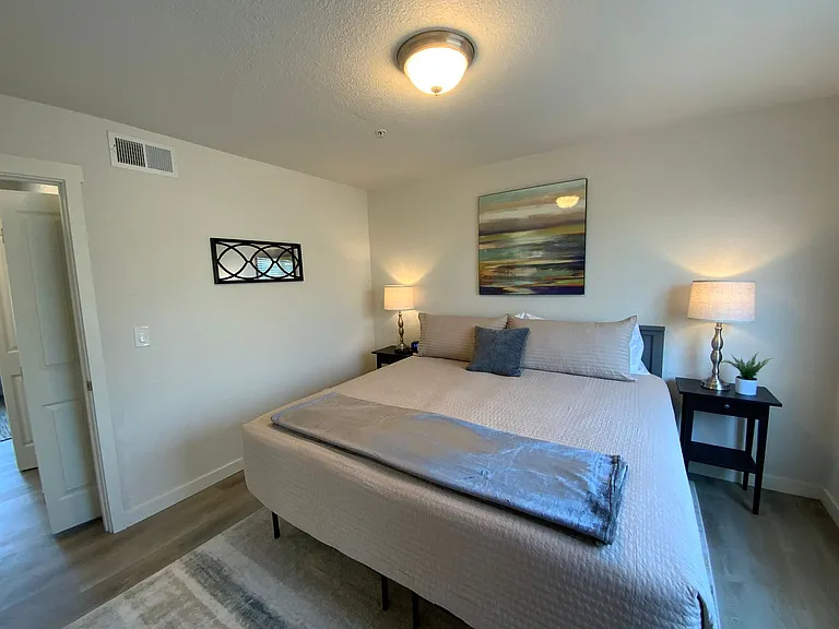 240 Dahlia Ave #C — Photo 16