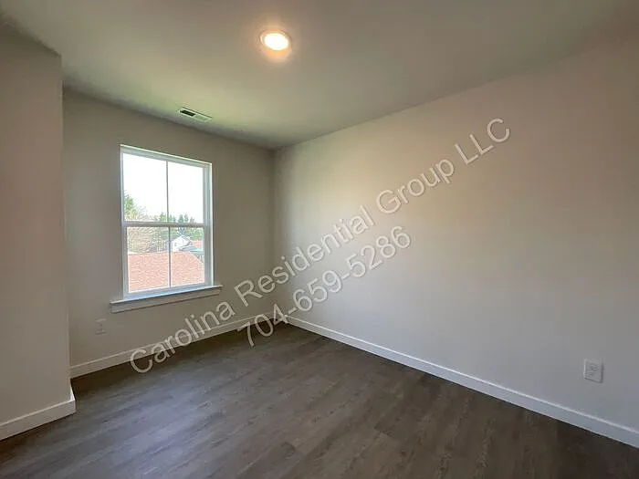 130 18th St NW — Photo 10