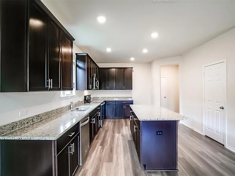 31 Pacific Loon St — Photo 26