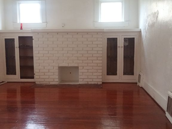 4th image of 8823 Park Heights Ave